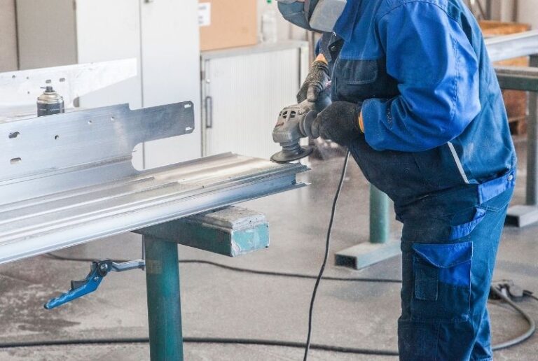 Can You Grind Aluminum on a Bench Grinder? Grinder Critic